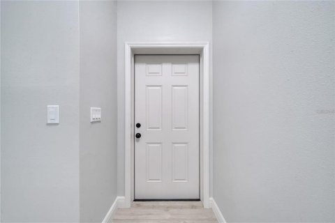 Casa en alquiler en Palm Bay, Florida, 3 dormitorios, 130.99 m2 № 1903241 - foto 8
