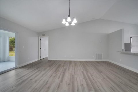 Casa en alquiler en Palm Bay, Florida, 3 dormitorios, 130.99 m2 № 1903241 - foto 20