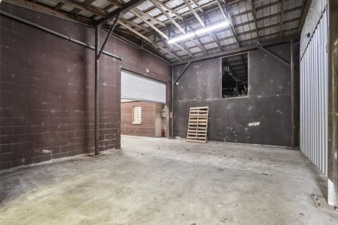 Купить коммерческую недвижимость в Саммерфилд, Флорида 1123.19м2, № 1815129 - фото 29