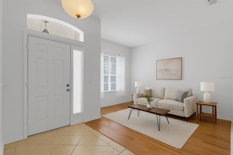 House in Orlando, Florida 4 bedrooms, 290.04 sq.m. № 1786302 - photo 9