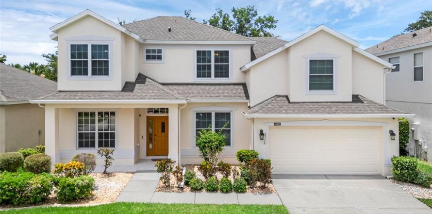 House in Orlando, Florida 4 bedrooms, 290.04 sq.m. № 1786302
