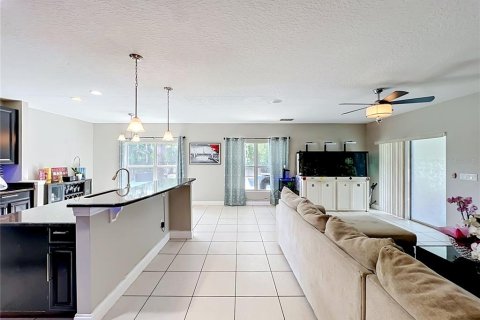 House in Orlando, Florida 5 bedrooms, 289.2 sq.m. № 2147566 - photo 29