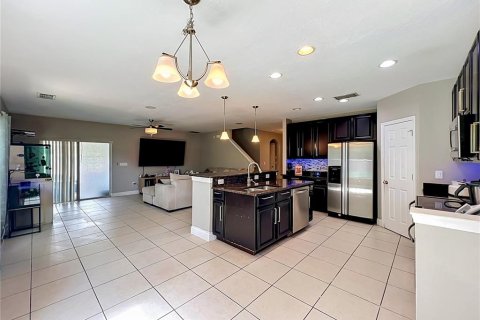 House in Orlando, Florida 5 bedrooms, 289.2 sq.m. № 2147566 - photo 26