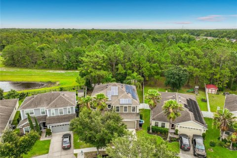 House in Orlando, Florida 5 bedrooms, 289.2 sq.m. № 2147566 - photo 4
