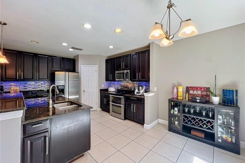House in Orlando, Florida 5 bedrooms, 289.2 sq.m. № 2147566 - photo 27