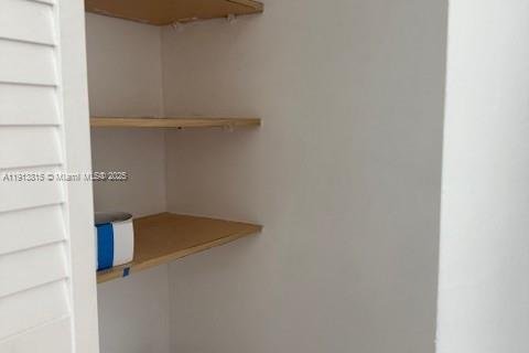 Copropriété à louer à North Miami, Floride: 2 chambres, 83.98 m2 № 1969694 - photo 5