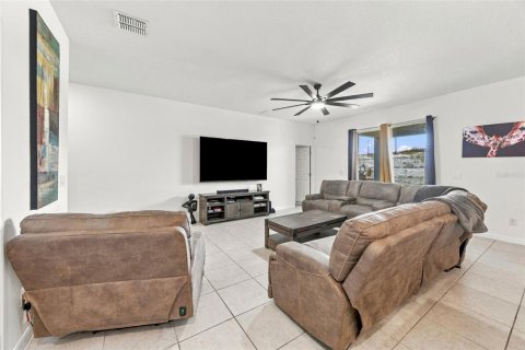 Villa ou maison à vendre à Tavares, Floride: 4 chambres, 164.99 m2 № 2419066 - photo 7
