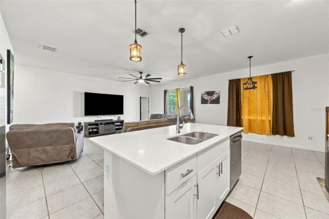 Villa ou maison à vendre à Tavares, Floride: 4 chambres, 164.99 m2 № 2419066 - photo 11