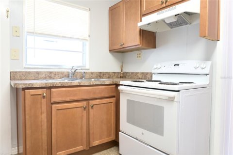 House in Kissimmee, Florida 3 bedrooms, 97.36 sq.m. № 1769084 - photo 24