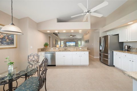 Villa ou maison à vendre à Punta Gorda, Floride: 4 chambres, 219.06 m2 № 2415407 - photo 9