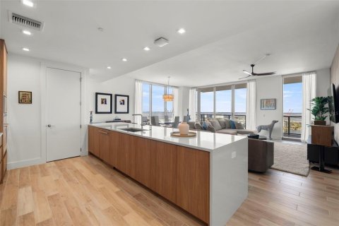 Copropriété à vendre à Tampa, Floride: 4 chambres, 282.05 m2 № 1912690 - photo 8