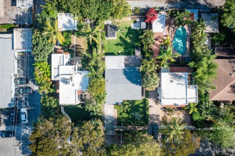 Casa en venta en West Palm Beach, Florida, 2 dormitorios, 113.25 m2 № 1072559 - foto 1
