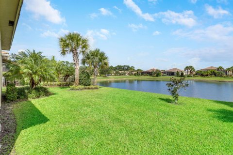 House in Port St. Lucie, Florida 3 bedrooms, 152.92 sq.m. № 2086533 - photo 28