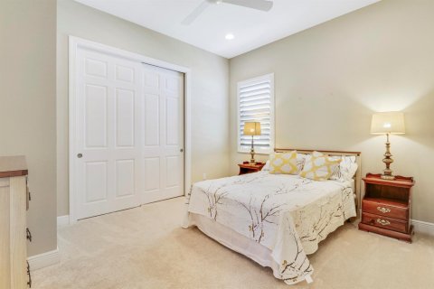 House in Port St. Lucie, Florida 3 bedrooms, 152.92 sq.m. № 2086533 - photo 22