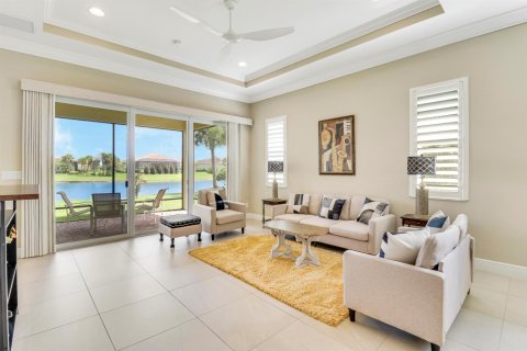House in Port St. Lucie, Florida 3 bedrooms, 152.92 sq.m. № 2086533 - photo 7