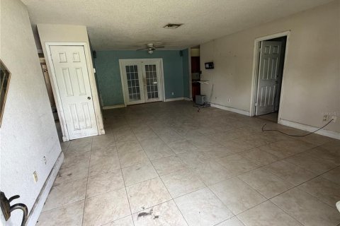 Casa en venta en Apopka, Florida, 3 dormitorios, 131.64 m2 № 2385722 - foto 4