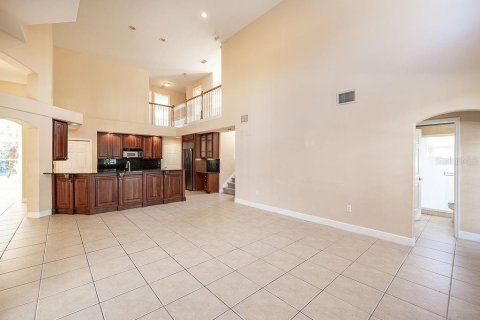 Casa en alquiler en Tampa, Florida, 5 dormitorios, 318.65 m2 № 2267472 - foto 5