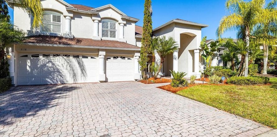 Casa en Tampa, Florida 5 dormitorios, 318.65 m2 № 2267472