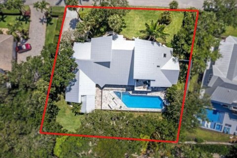 Casa en alquiler en Vero Beach, Florida, 6 dormitorios, 465.25 m2 № 1154133 - foto 1