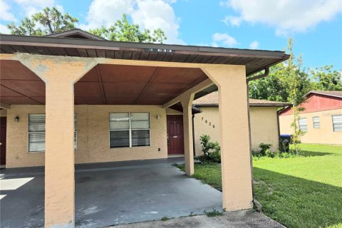 Duplex à vendre à Orlando, Floride: 2 chambres, 88.54 m2 № 2234467 - photo 2