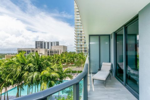Condo in Miami, Florida, 1 bedroom  № 1728831 - photo 13