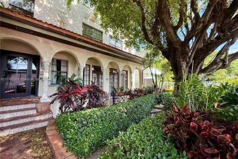 Condominio en venta en Miami Beach, Florida, 1 dormitorio, 61.32 m2 № 2038994 - foto 7