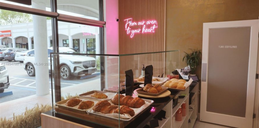 Immobilier commercial à Miami, Floride № 1962859