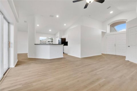 Villa ou maison à vendre à Port Richey, Floride: 3 chambres, 142.14 m2 № 2395621 - photo 4