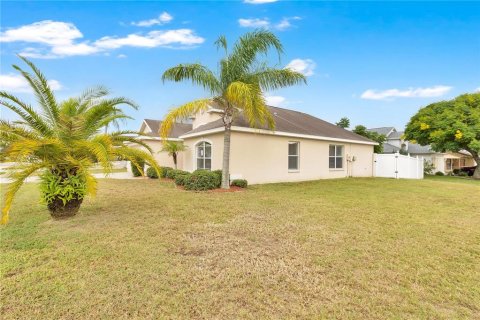 Villa ou maison à vendre à Port Richey, Floride: 3 chambres, 142.14 m2 № 2395621 - photo 28