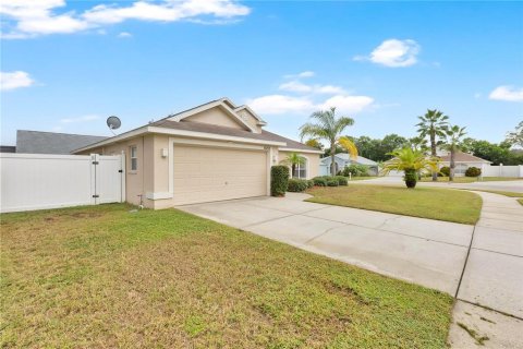 Villa ou maison à vendre à Port Richey, Floride: 3 chambres, 142.14 m2 № 2395621 - photo 2