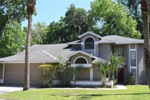 House in Winter Springs, Florida 4 bedrooms, 213.68 sq.m. № 2319098