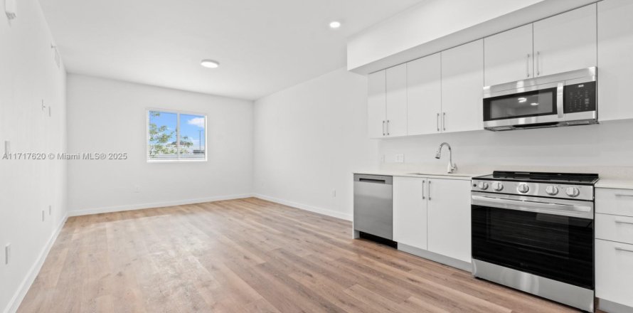 Apartamento en Miami, Florida 2 dormitorios, 91.6 m2 № 1938391