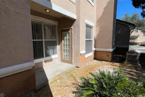 Copropriété à louer à Tampa, Floride: 2 chambres, 103.12 m2 № 2148612 - photo 2