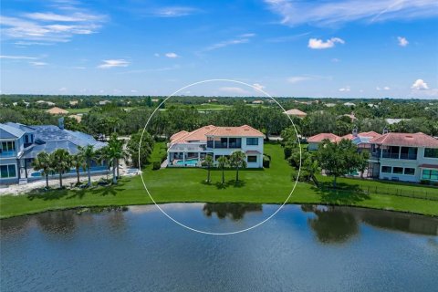 House in Sarasota, Florida 4 bedrooms, 504.09 sq.m. № 1841405 - photo 3