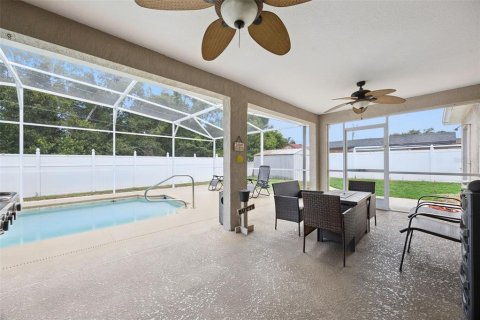House in Deltona, Florida 4 bedrooms, 189.89 sq.m. № 2353450 - photo 29