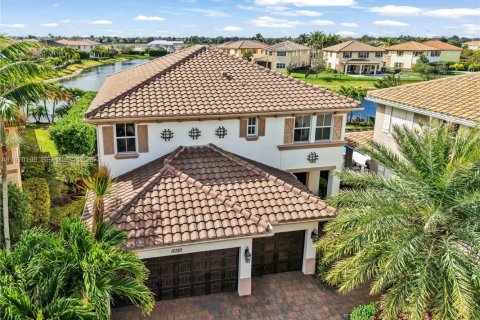 Купить виллу или дом в Паркленд, Флорида 8 комнат, 345.04м2, № 2043533 - фото 2