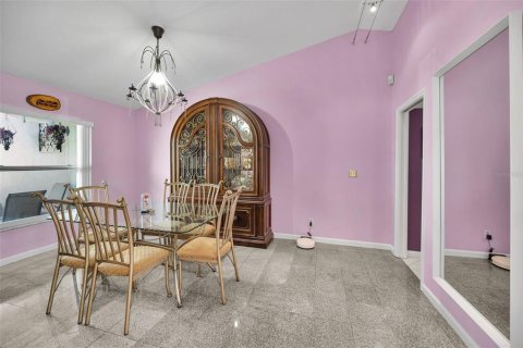 Villa ou maison à vendre à Tampa, Floride: 5 chambres, 220.64 m2 № 1906202 - photo 14