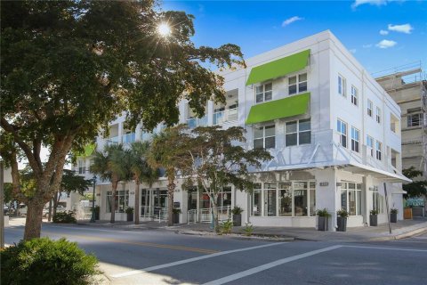 Condo in Sarasota, Florida, 2 bedrooms № 2151862 - photo 8