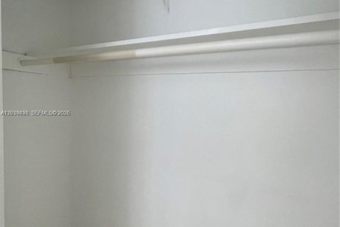 Immobilier commercial à vendre à Miami Beach, Floride: 324.41 m2 № 2085675 - photo 16