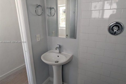 Immobilier commercial à vendre à Miami Beach, Floride: 324.41 m2 № 2085675 - photo 26