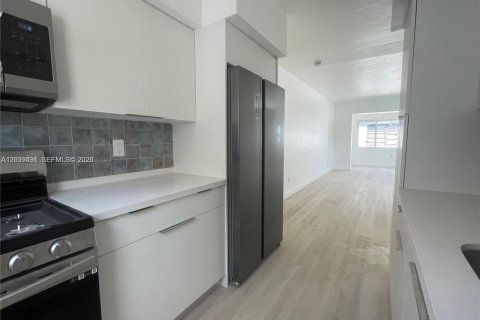 Immobilier commercial à vendre à Miami Beach, Floride: 324.41 m2 № 2085675 - photo 5