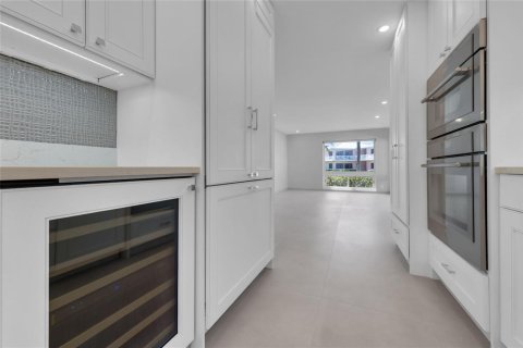 Купить кондоминиум в Форт-Лодердейл, Флорида 1 комната, 87.33м2, № 2083268 - фото 19