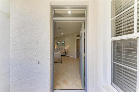 House in Lakewood Ranch, Florida 2 bedrooms, 141.03 sq.m. № 1829694 - photo 5