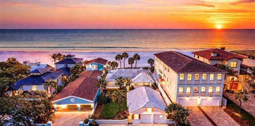 Land in Redington Shores, Florida № 2123418