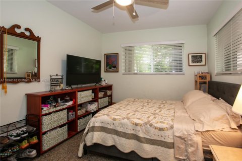 Villa ou maison à vendre à Miami, Floride: 4 chambres, 192.03 m2 № 2016399 - photo 20