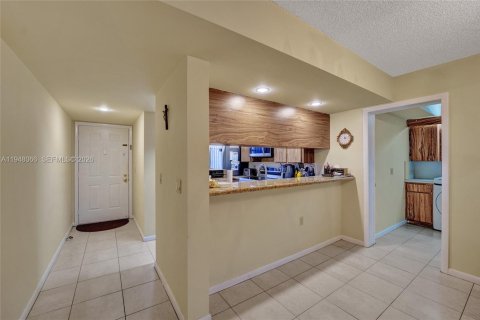 Купить кондоминиум в Дейви, Флорида 2 спальни, 128.67м2, № 2004128 - фото 7