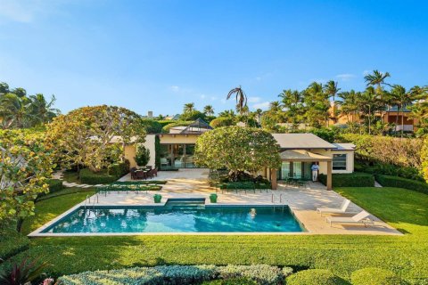 House in Palm Beach, Florida 5 bedrooms, 385.82 sq.m. № 2246697 - photo 8