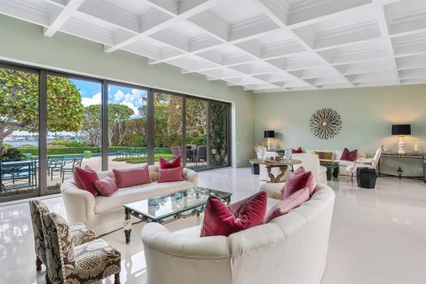 House in Palm Beach, Florida 5 bedrooms, 385.82 sq.m. № 2246697 - photo 3