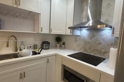 Снять в аренду виллу или дом в Хомстед, Флорида 3 спальни, 121.42м2, № 2005512 - фото 11