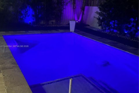 Снять в аренду виллу или дом в Хомстед, Флорида 3 спальни, 121.42м2, № 2005512 - фото 23